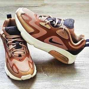 Nike Air Max 200 Women’s Sneakers - Size 6.5, Rust Pink/Bronze
